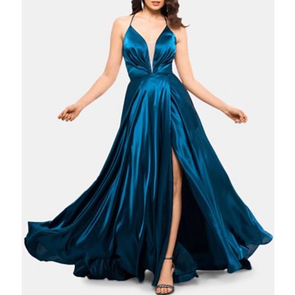 Betsy and Adam dress. - Picture 2 of 4